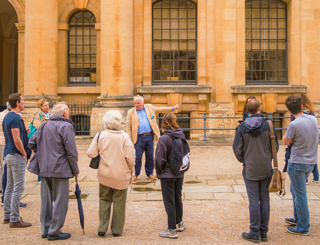 walking tour of oxford colleges