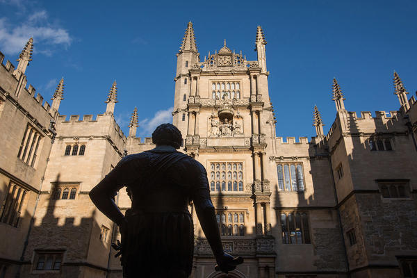 The quadrangle at the Bodleian Old Library with the statue of the Earl of Pembroke in the foreground